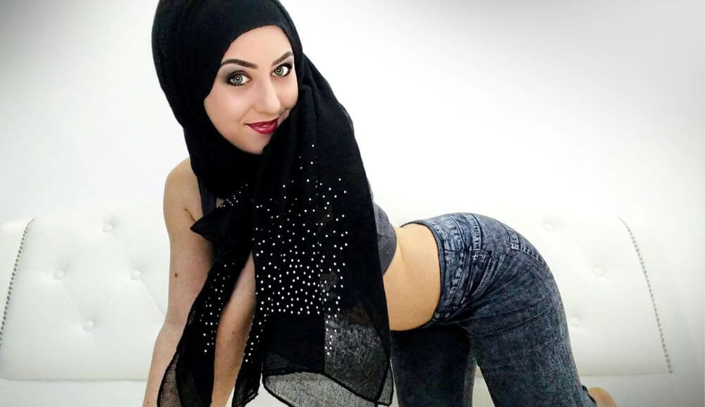 Arab Cam Girl Twerk Live On Adult Cams